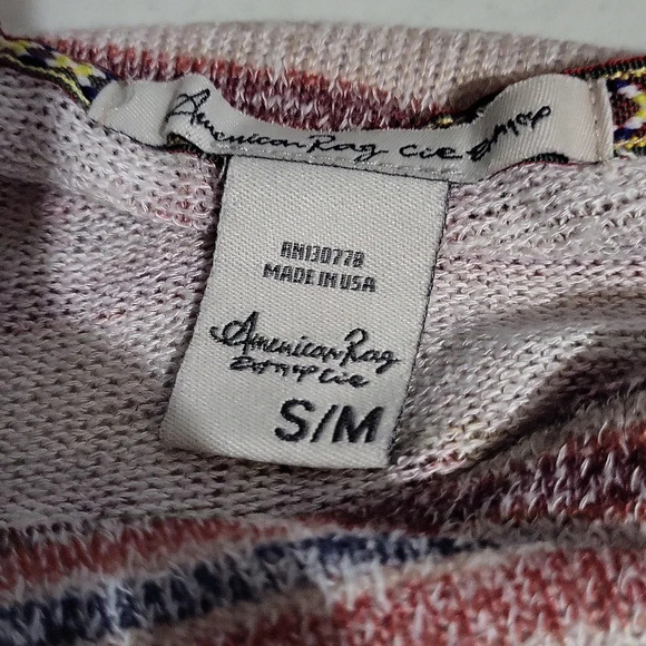 American Rag Oversized Aztec Print Crochet Knit Top - Picture 4 of 4